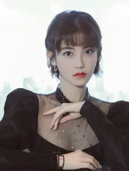 杨佳佳（王艺哲 饰演）