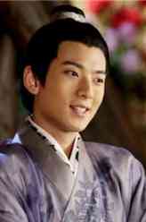 陆展元（陈翔饰演）