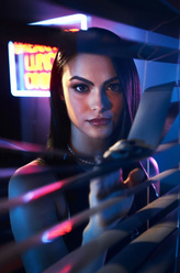 Veronica Lodge（卡米拉·门德斯饰演）