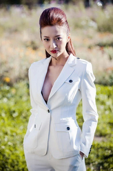 南羽（郑雅文饰演）